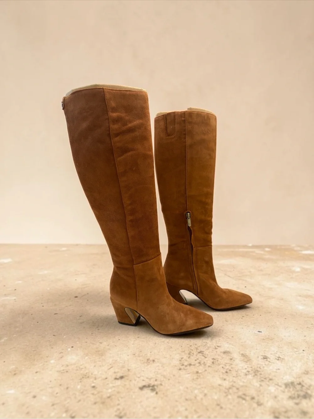 Sam Edelman sleek over